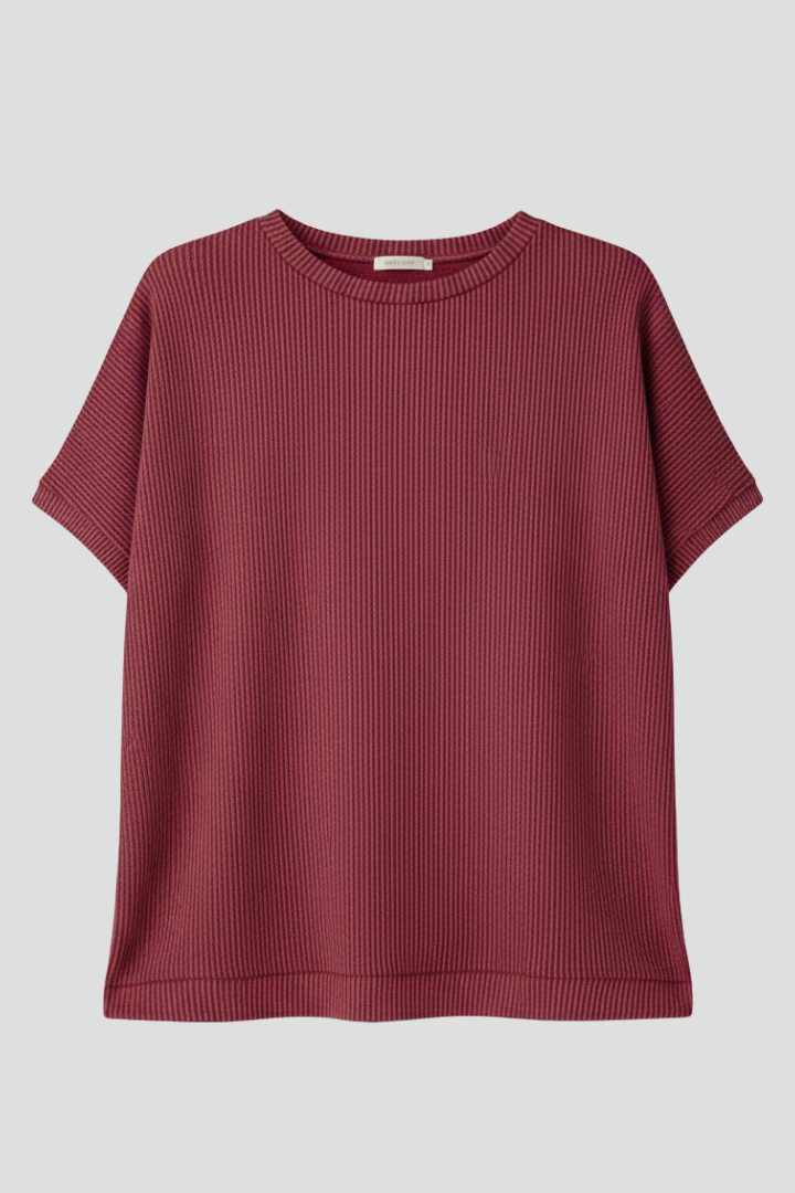 Women’s Oversized T-Shirt with Round Neckline and Ribbed Surface
