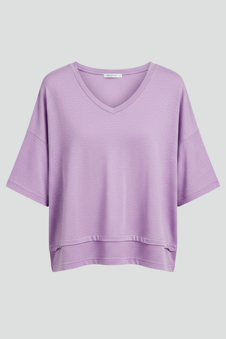 Women’s Oversized T-Shirt with V Neckline and Layered Hem