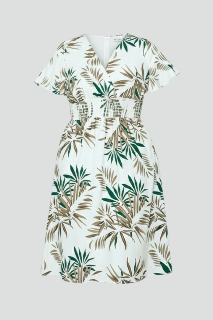 Women’s Plus Size Wrap Dress with V-Neckline and Short Sleeves