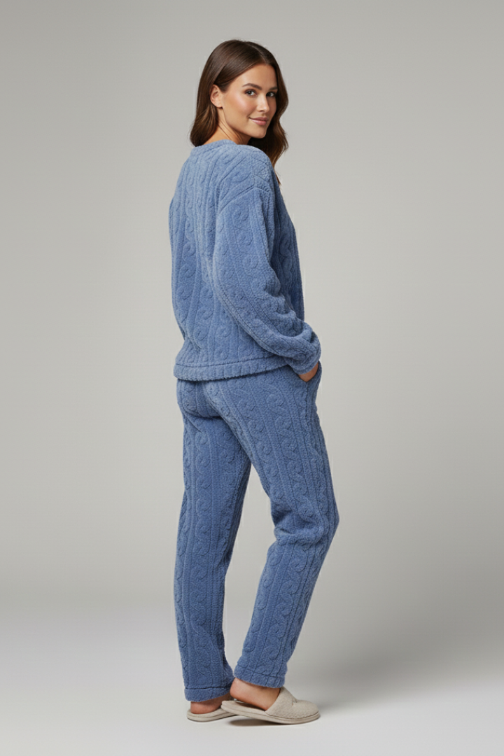 Women’s Pyjama Set with Round Neck and Elastic Waist