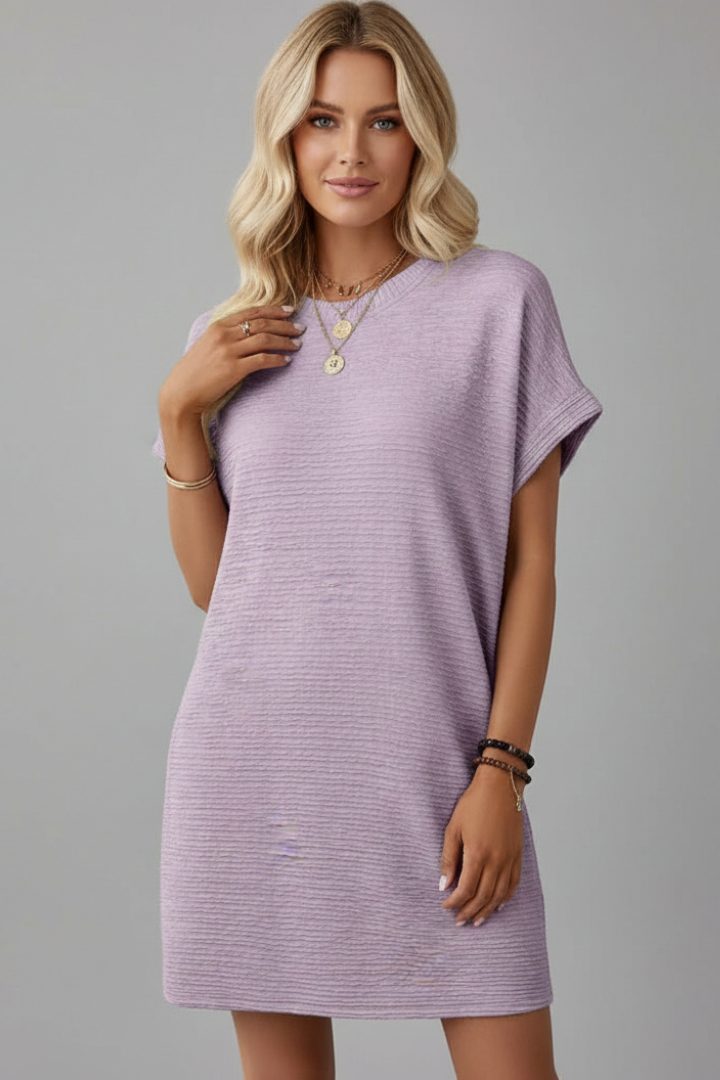 Women’s Short Dress with Round Neckline and Pockets