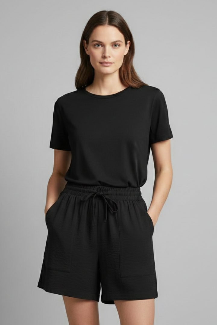 Women’s Shorts with Drawstring Waist and Side Pockets