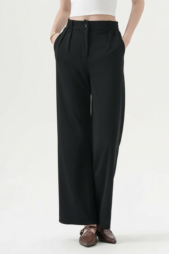 Women’s Straight-Leg Trousers with Pleated Waist and Pockets