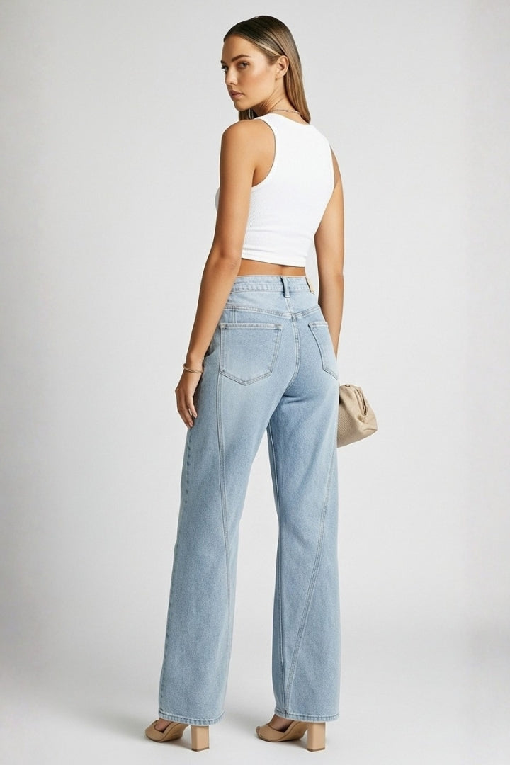 Women’s Straight Leg Jeans with High Waist and Pockets