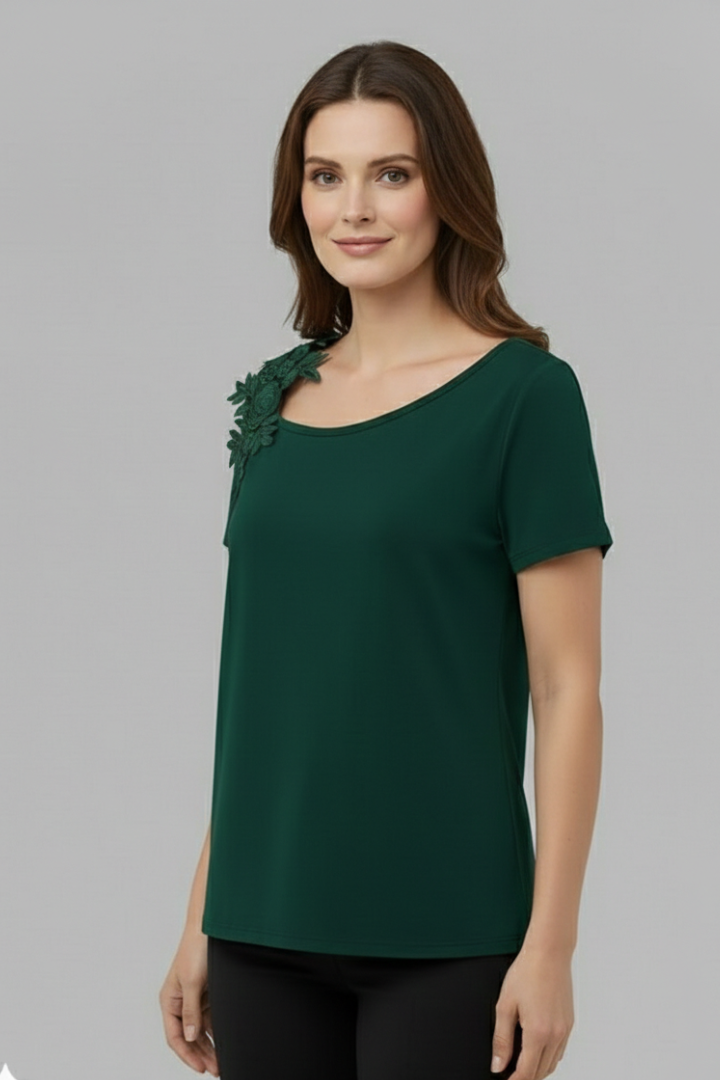Women’s T-Shirt with Cold Shoulder and Floral Applique