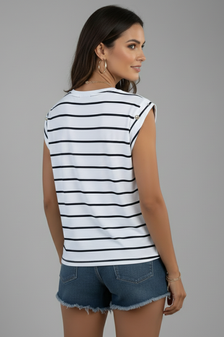 Women’s T-Shirt with Round Neck and Sleeveless Cut