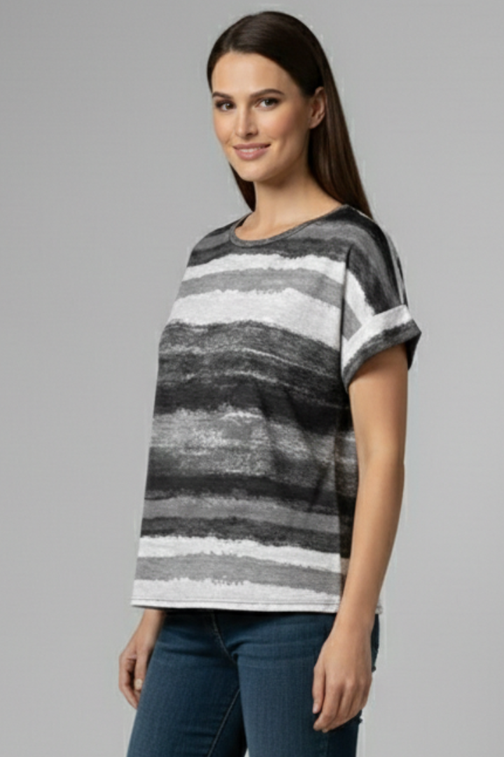 Women’s T-Shirt with Round Neckline and Printed Surface