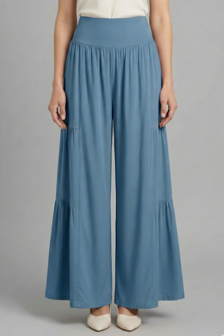 Women’s Trousers with Elastic Waist and Wide Legs