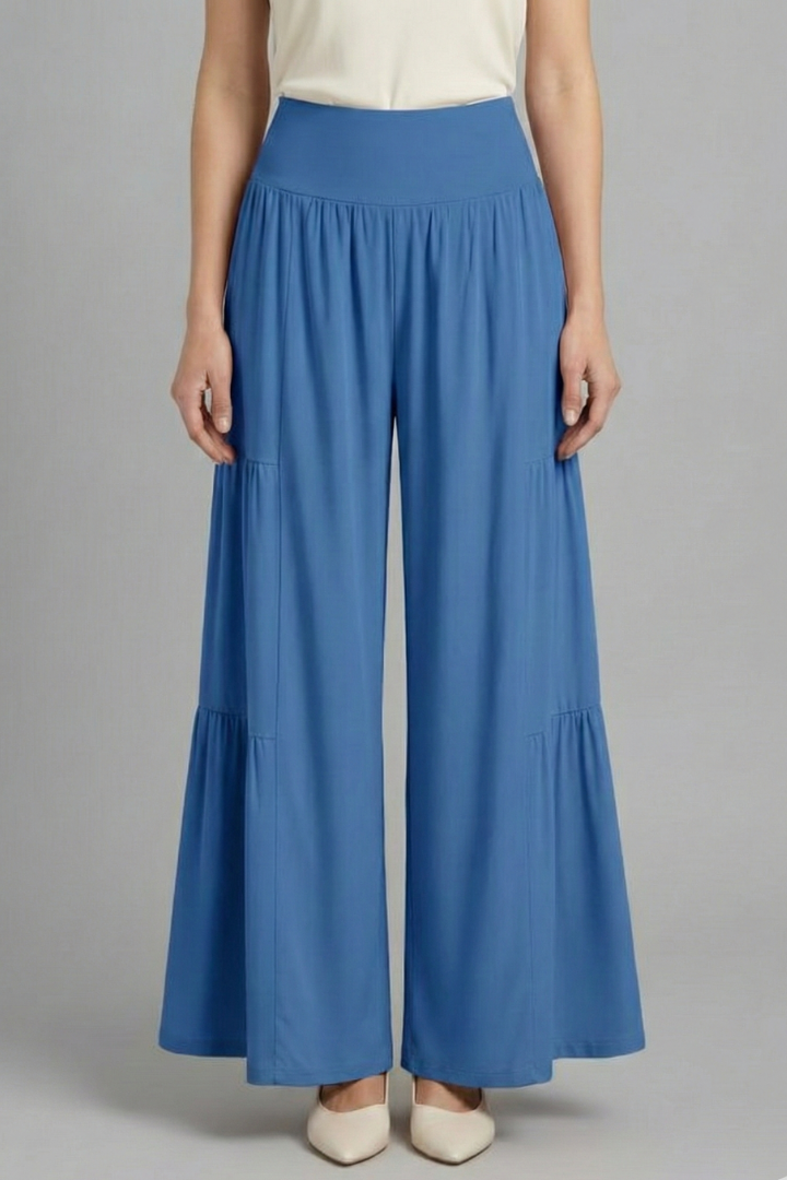 Women’s Trousers with Elastic Waist and Wide Legs