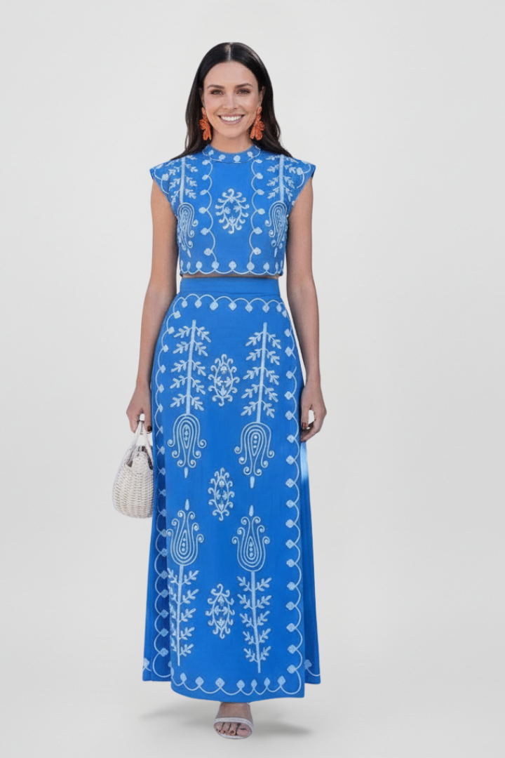 Women’s Two-Piece Dress with Halter Neckline and Printed Surface