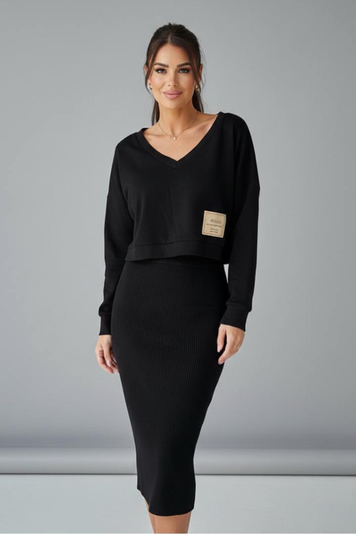 Women’s Two-Piece Set with Crew Neck and Elastic Waist