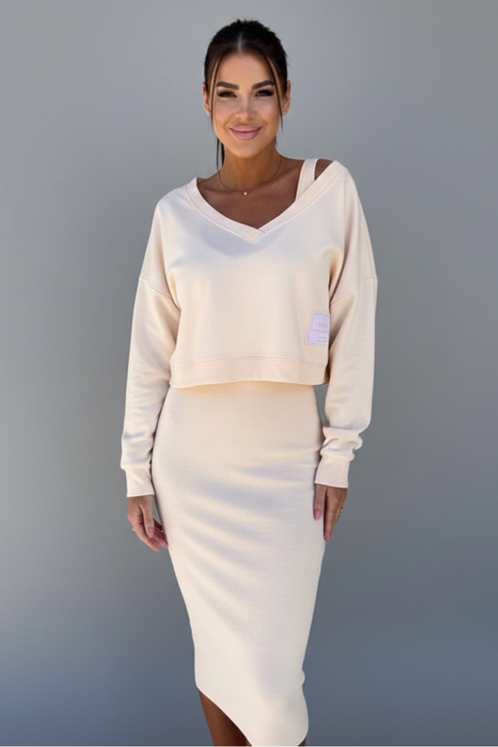 Women’s Two-Piece Set with Crew Neck and Elastic Waist