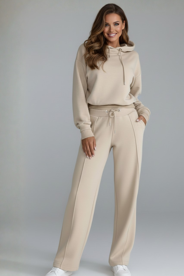 Women’s Two-Piece Set with Hood and Drawstring Waist