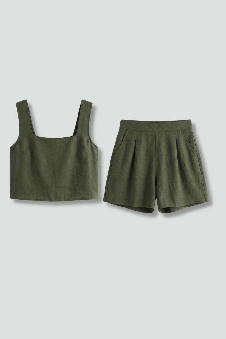 Women’s Two Piece Set with Square Neckline and Pleated Shorts