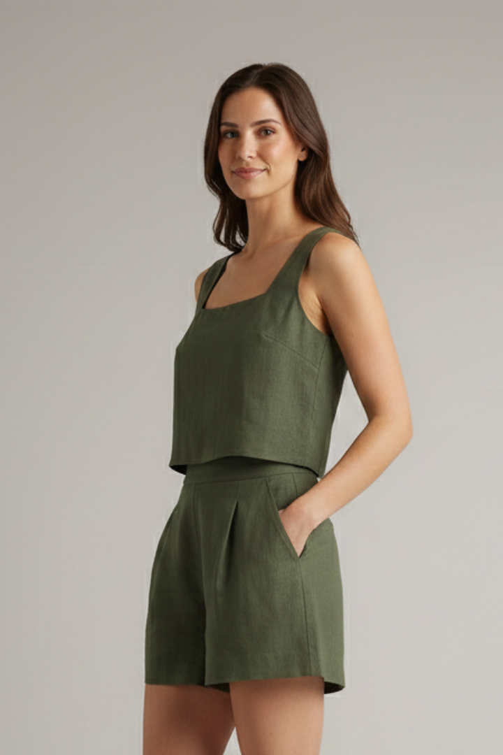 Women’s Two Piece Set with Square Neckline and Pleated Shorts