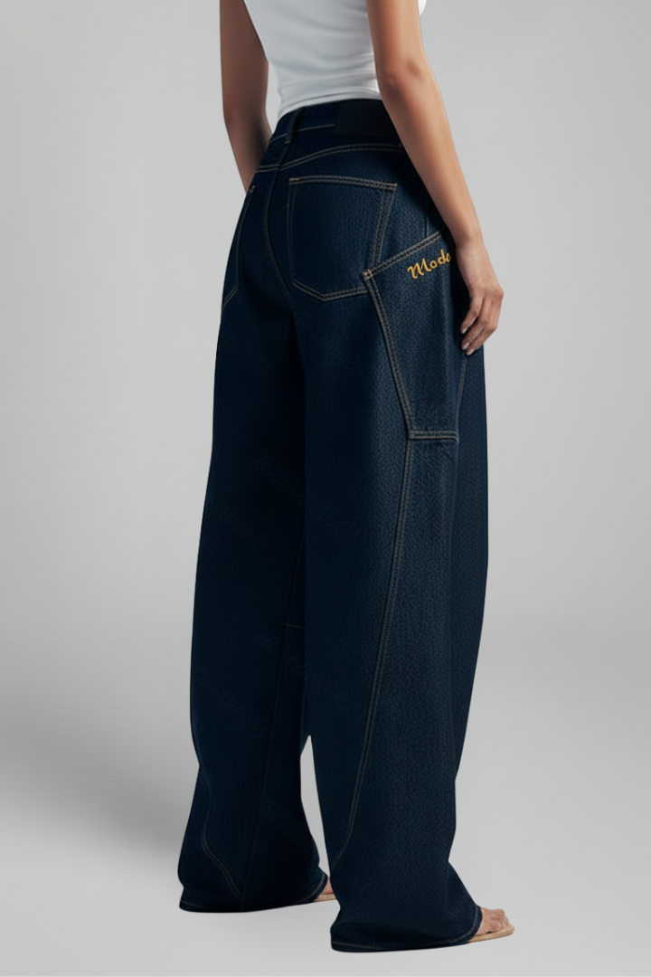Women’s Wide-Leg Trousers with Front Closure and Side Pocket