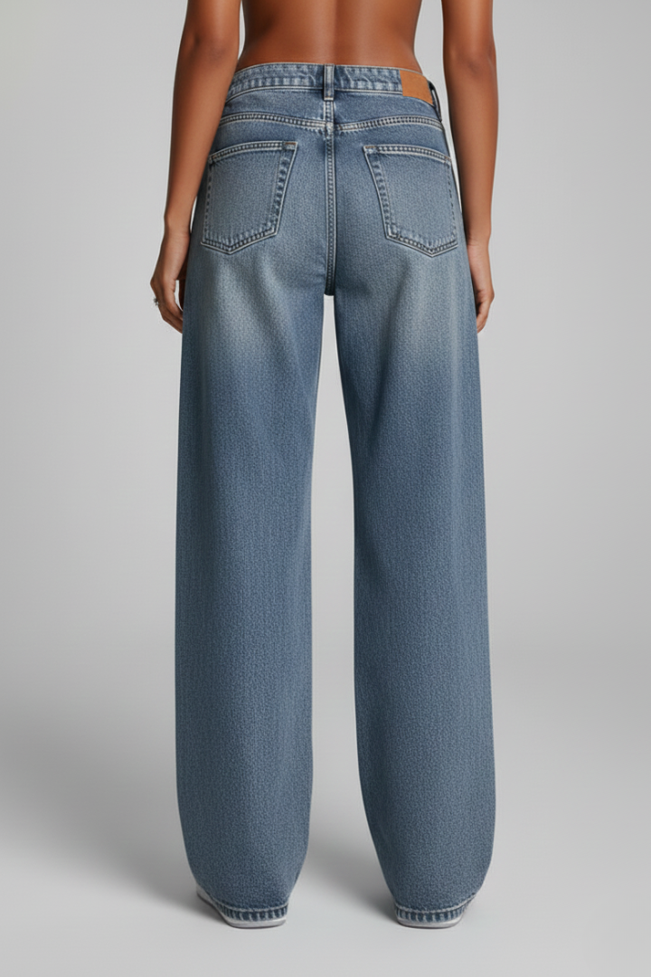 Women’s Wide-Leg Jeans with Front Closure and Long Hem