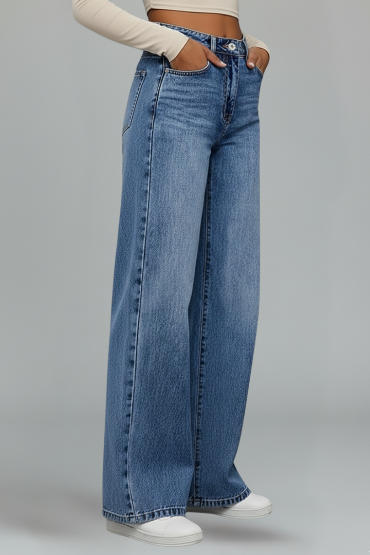 Women’s Wide-Leg Jeans with High Waist and Pockets