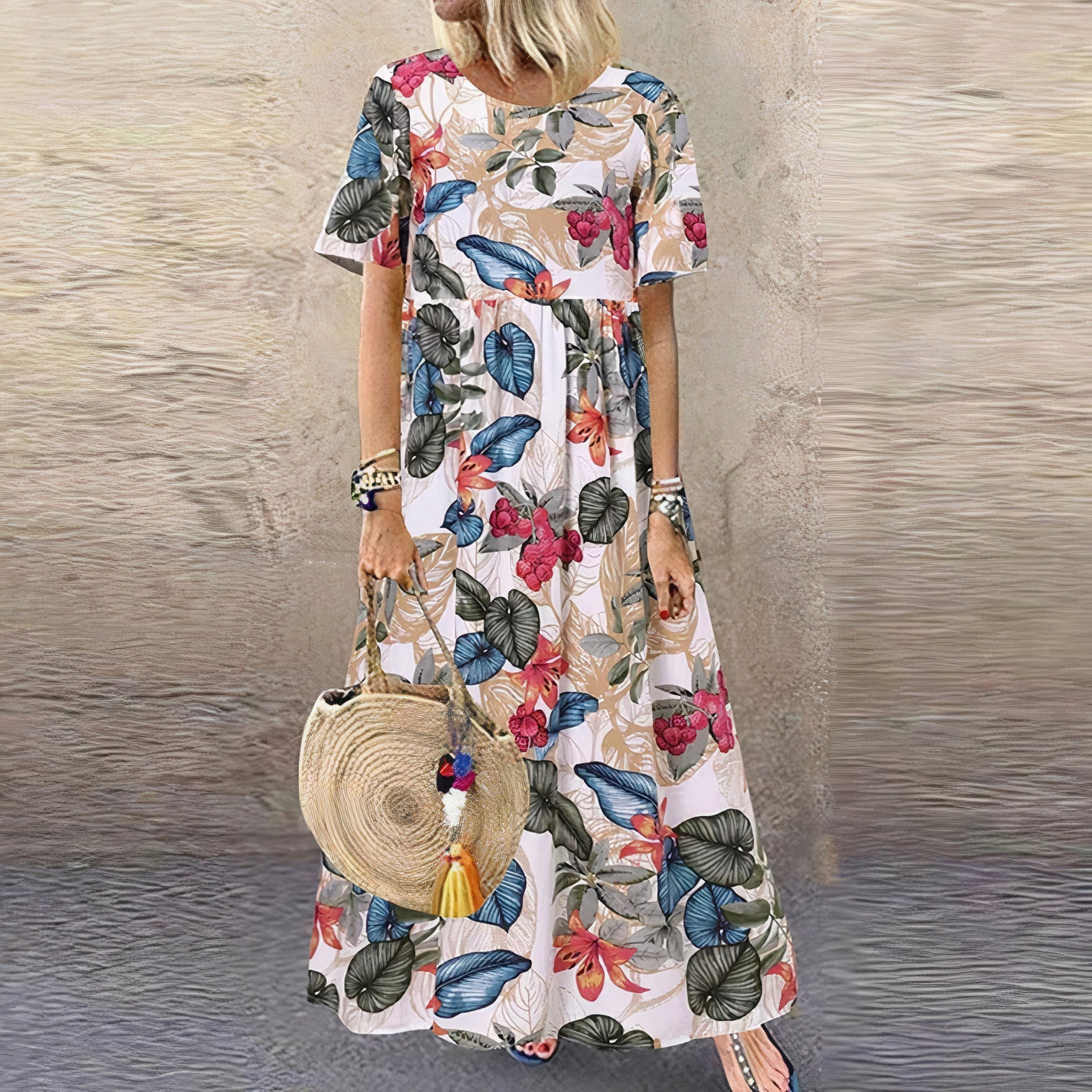 Lotte ™ - Vibrant Floral Maxi Dress